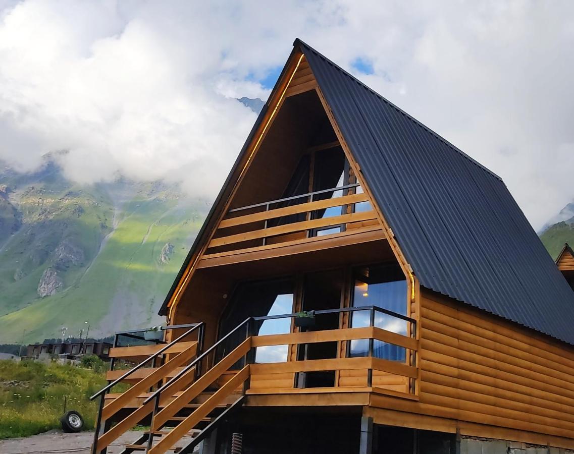 Kazbegi Folk Stepantsminda Exterior foto