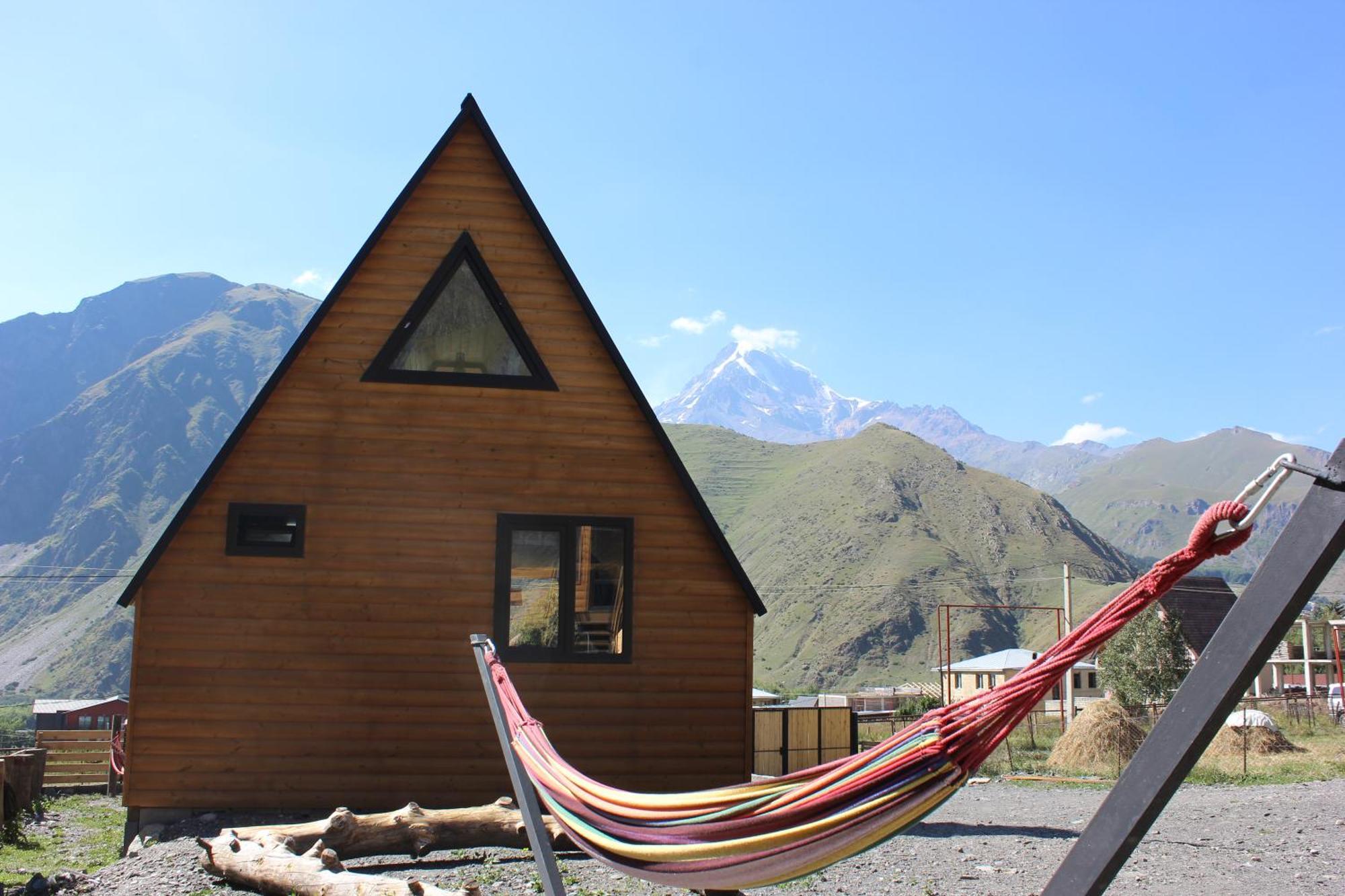 Kazbegi Folk Stepantsminda Exterior foto